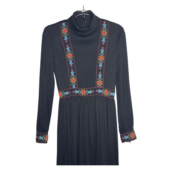 1970s Domino Fashions Black Maxi Dress with Folk Embroidered Trim USA made small - Picture 2 of 14